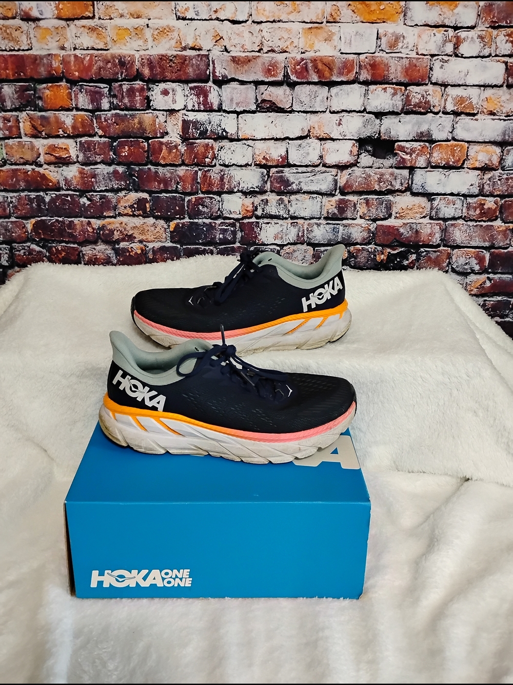 Hoka One One Clifton 7 Running Shoe Womens 8.5   Blue